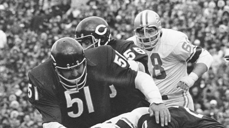 Dick Butkus, fearsome Hall of Fame Chicago Bears linebacker, dead