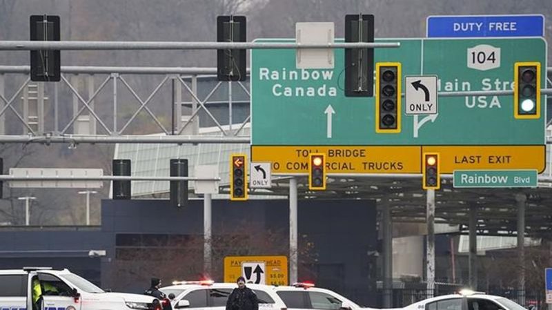 Five Border Crossing Facts To Know In The Wake Of Rainbow Bridge   655e82f0023d166f225e9874jpeg 