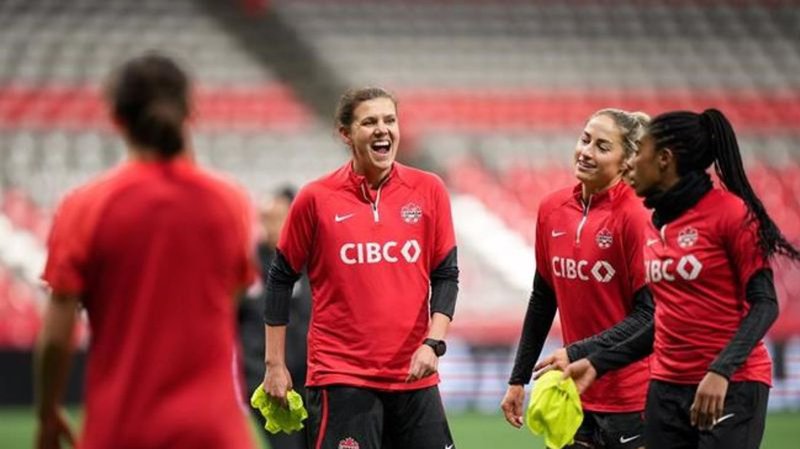 Canadian players prepare to bid emotional farewell to captain Christine Sinclair