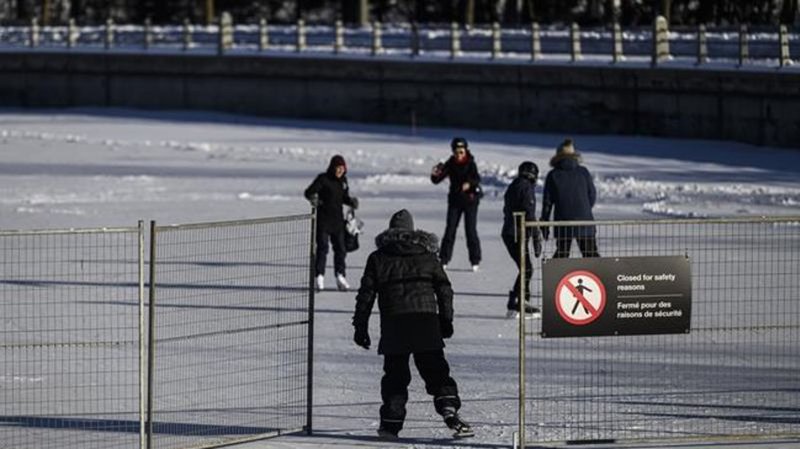 As Ottawa warms up Rideau Canal to close for skaters just four