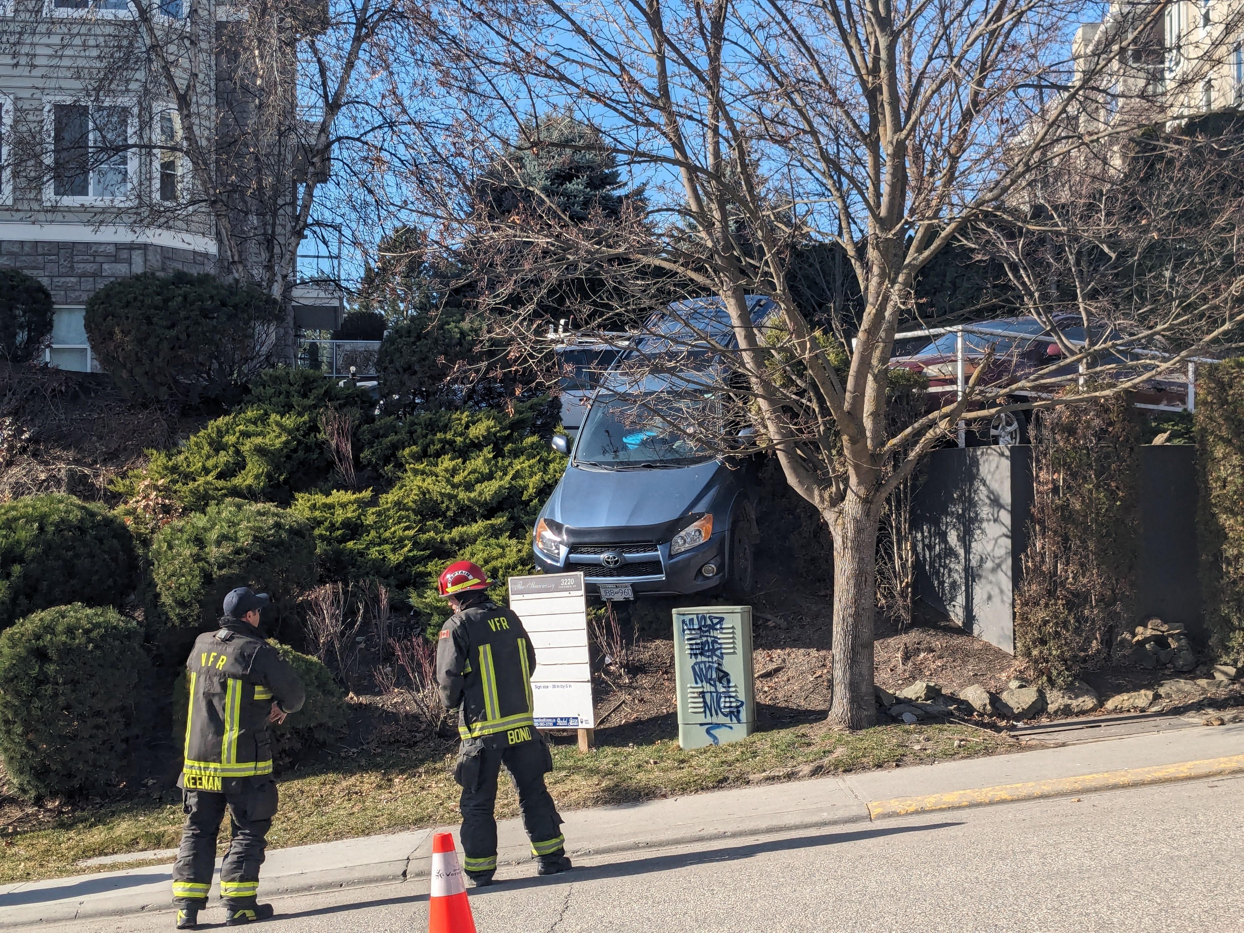 Driver extracted from vehicle over embankment | Vernon Matters