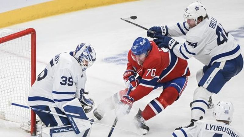 Auston Matthews scores league-leading 64th goal in 4-2 Maple Leafs win over  Canadiens | Lethbridge News Now