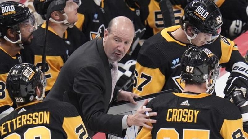 The coaching carousel spins fast in the NHL: Job security just doesn’t exist