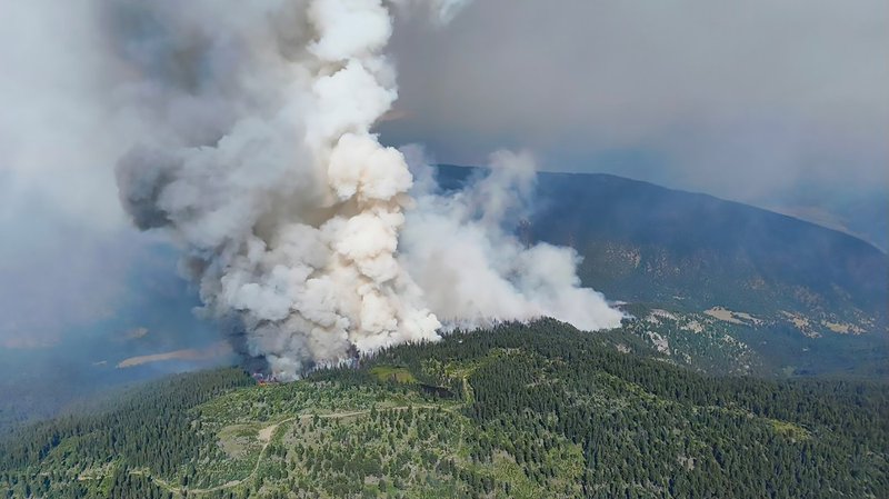 Wildfire Prompts Evacuation Orders Near Spences Bridge, B.C., As Hot ...