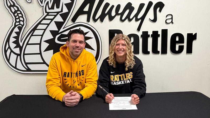Medicine Hat College Rattlers women’s basketball team signs Markusson continuing family legacy